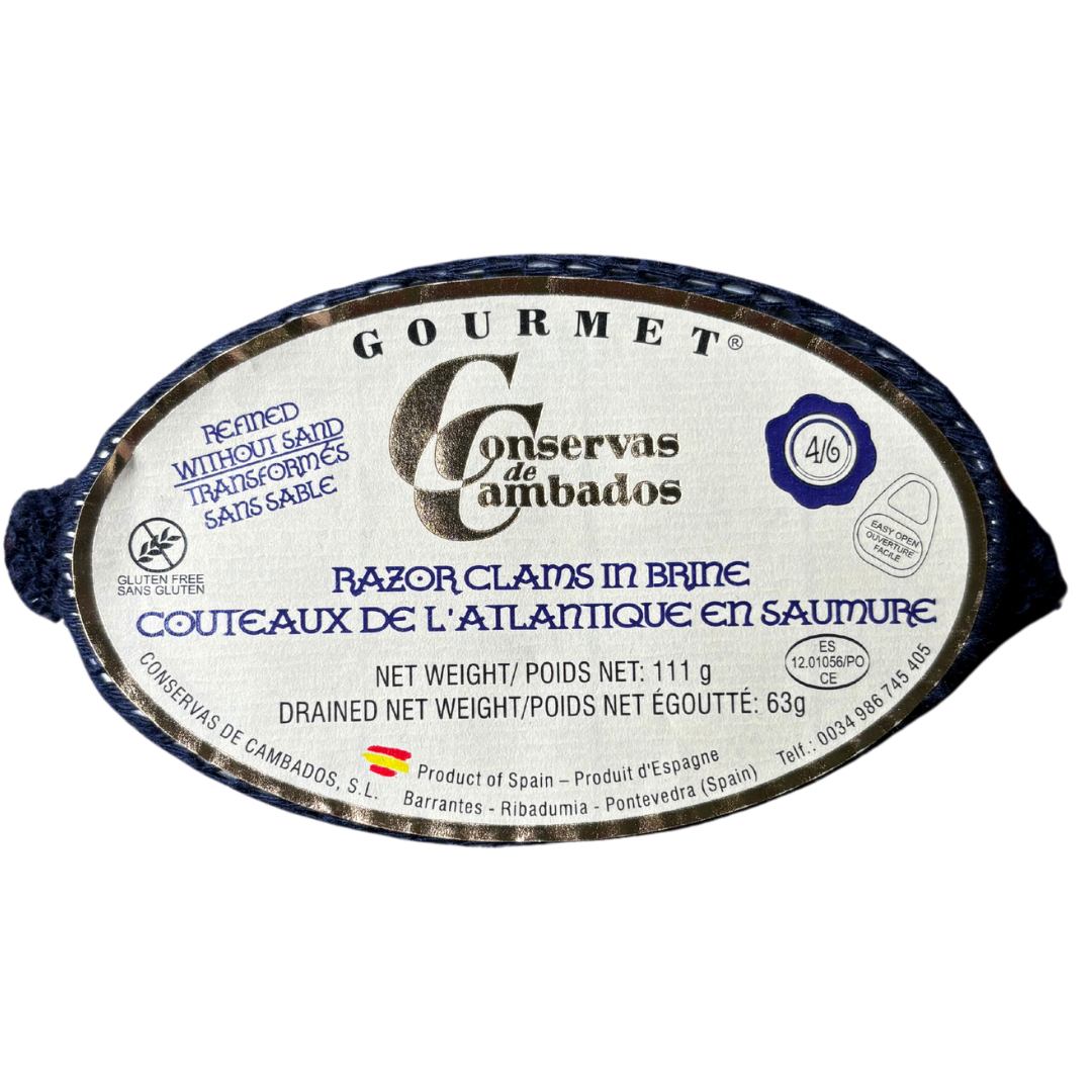 Delicately preserved gourmet razor clams in brine, offering a tender texture and exceptional flavor. A premium choice from Conservas de Cambados.
