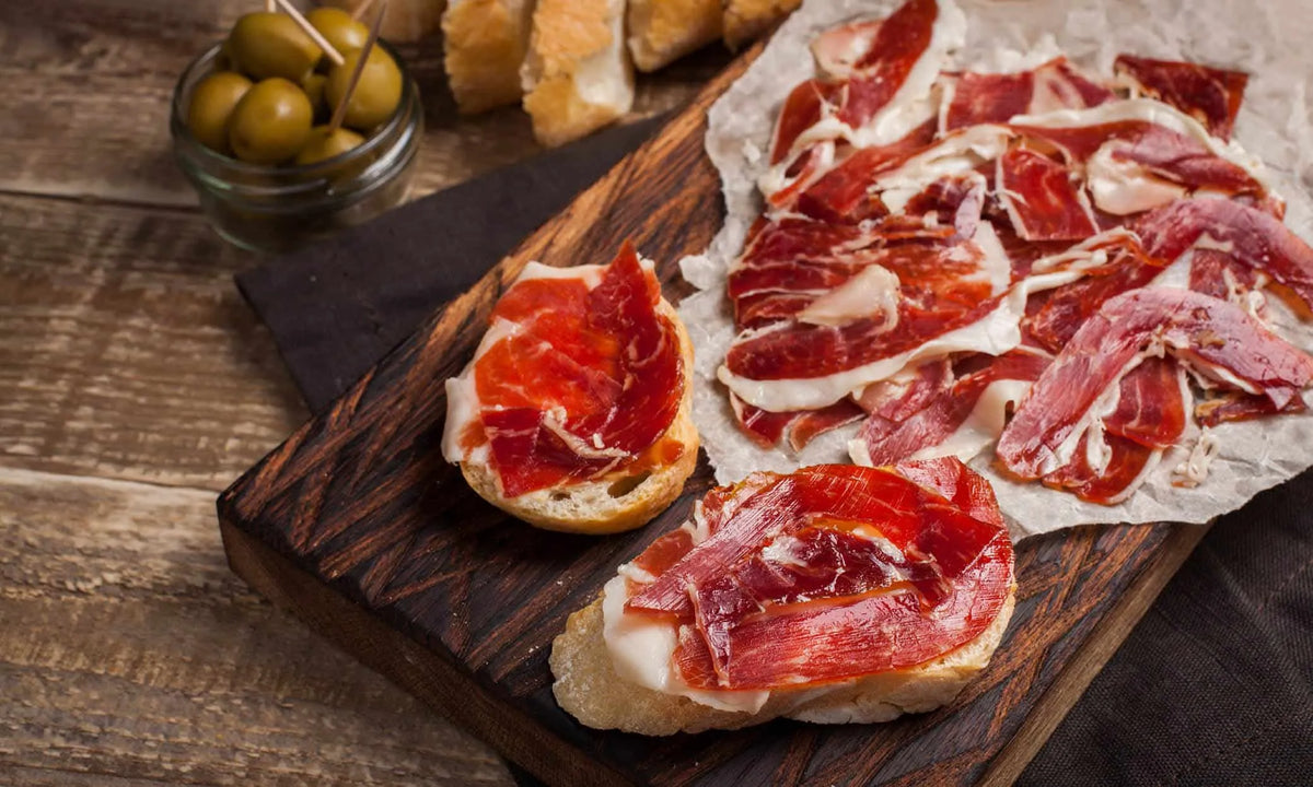 jamon iberico vs prosciutto, difference between jamon and prosciutto, spanish ham vs italian ham, jamon iberico taste