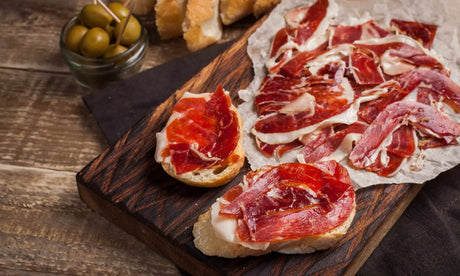 jamon iberico vs prosciutto, difference between jamon and prosciutto, spanish ham vs italian ham, jamon iberico taste
