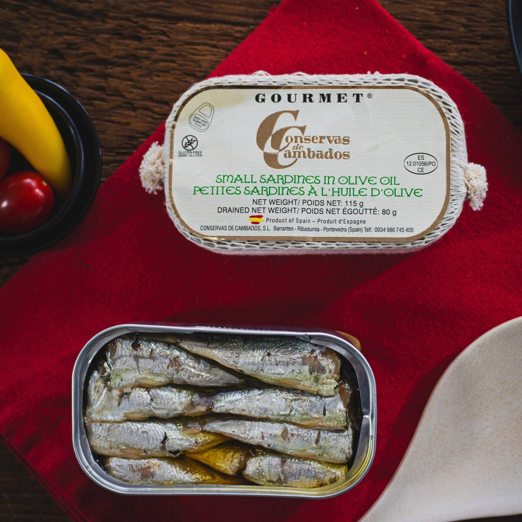 Gourmet Small Sardines in Olive Oil "Sardinas Pequeñas en Aceite de Oliva". Conservas de Cambados - Solfarmers