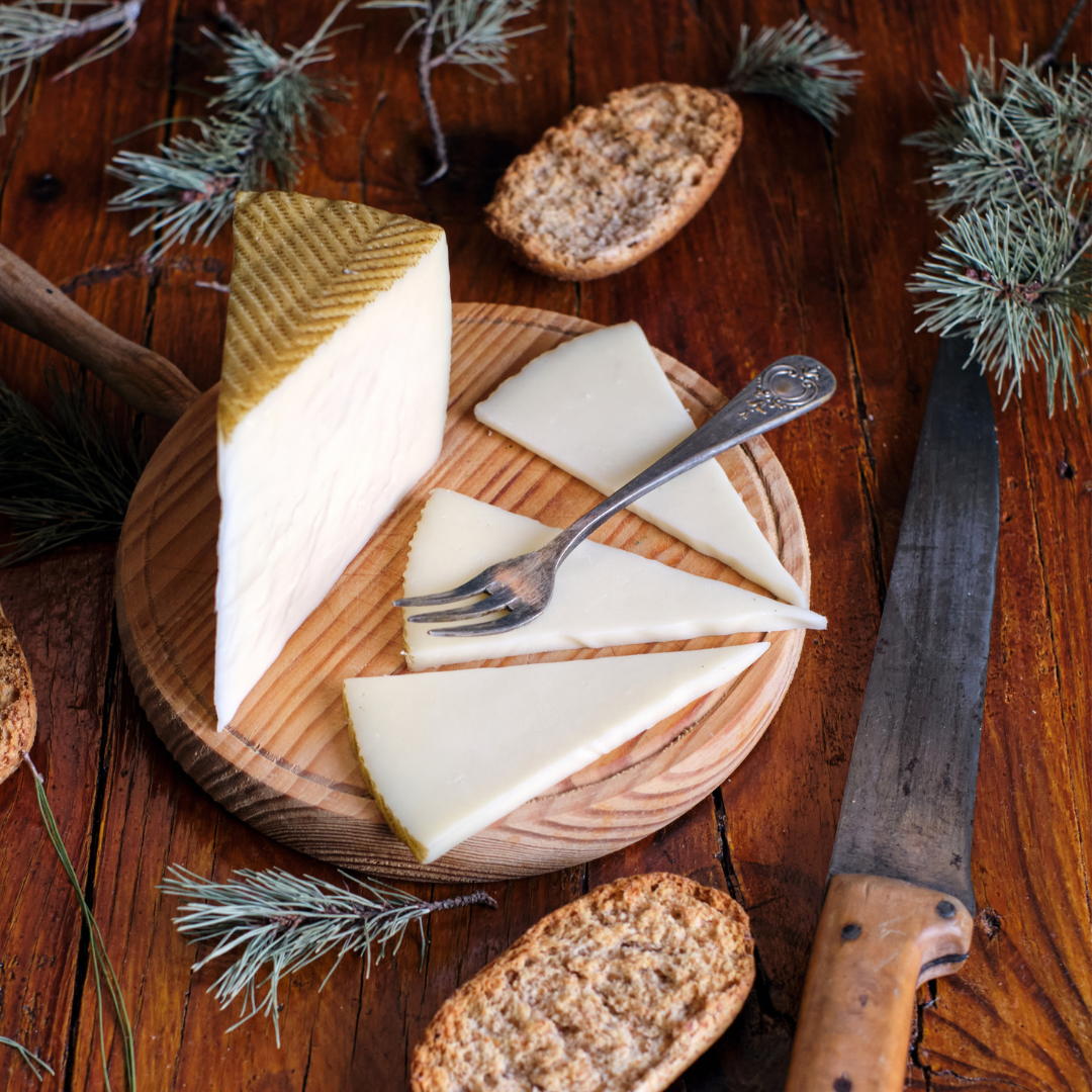 Sheep Smoked Cheese Cured 5-6 months - Queso Ahumado Oveja Curado. Vega Mancha, 300g