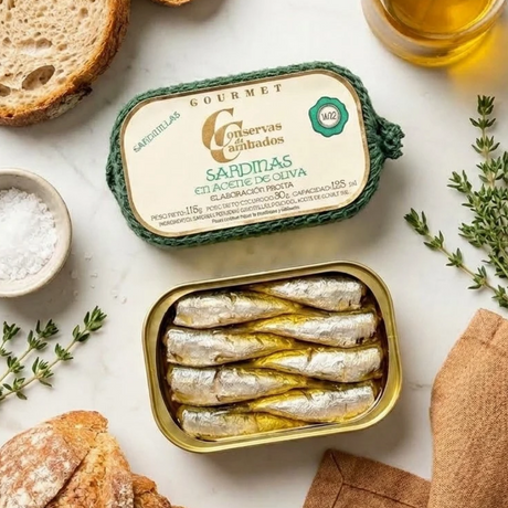 Gourmet Small Sardines in Olive Oil 10/14 - Sardinillas en Aceite de Oliva. Conservas de Cambados