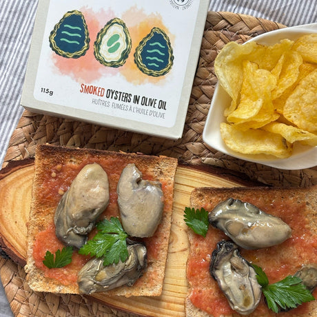 Smoked Oysters in Olive Oil - Ostras Ahumadas en Aceite de Oliva. Konserva, 115 g