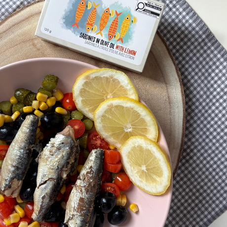 Sardines in Olive Oil w/ Lemon - Sardinas en Aceite de Oliva c/ Limón. Konserva, 120 g - Solfarmers