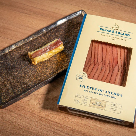 Cantabrian Anchovy in Sunflower Oil - Anchoa Cantabrica en Aceite. Pujado Solano, 375g