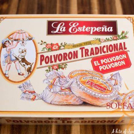 La Estepeña polvoron tradicional / traditional almond cookie, 250 gr - Solfarmers