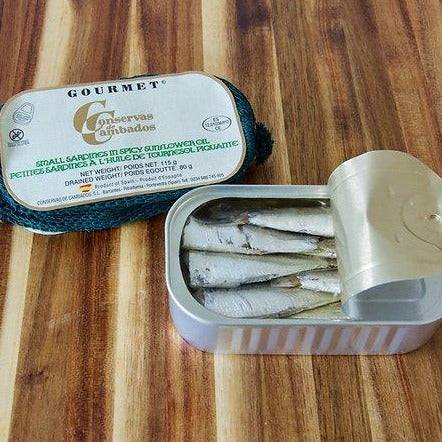 Gourmet small sardines in spicy sunflower oil - Solfarmers